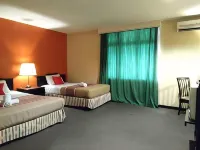 Hotel Centrepoint (Self Check in after 5PM) - parking