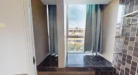 HII-5 Hotel - 2-Star