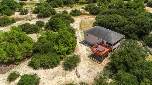 Immaculate Family-Friendly Canal Front Vacation Home in Outer Banks 4x4 Area - balcony