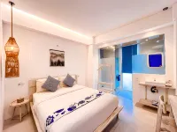 Little Mykonos Hotels near Merdeka Building