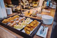 Yuzhny Hotel - breakfast