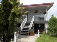 Bayshore Waterfront Inn Hotels in Ucluelet