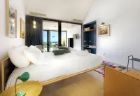 New: Wonderful villa with sea view, infinity pool, padel court - ヴィラ