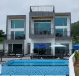 Geoje View Pension - Rooftop Pools