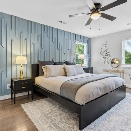 Large Luxury Oasis - Minutes from Airport, Downtown, Opry, Lake - 8 beds, 3 Bath