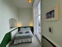 Fantastic city centre location - Spacious 3 bedroom apartment - 2 Sao