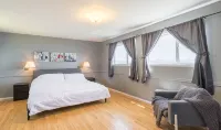 Large Oceanfront House with Hot Tub! - Wifi