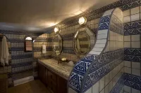 Casa Perezoso above Playa Los Muertos - Great Central Location