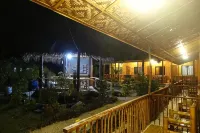 New Village Lodge - Airport Shuttle