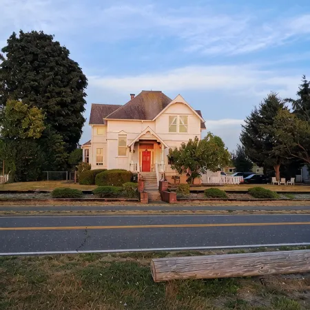 Amazing sunset in front of historic house