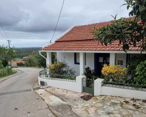 Casa da Ti Alzira - a refuge at the foot of the mountain with a touch of tradition Hotels in Evora De Alcobaca