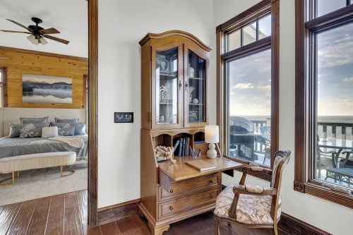 The Lodge in Mentone. - Homestays