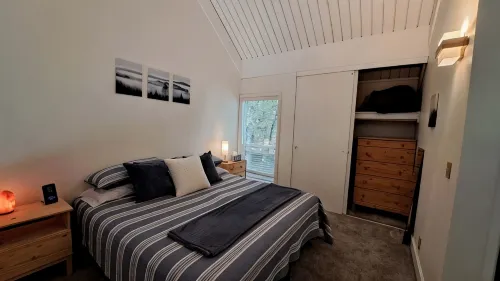 Charming 1-Bedroom Entire Condo Loft in Scenic Mountain Park - Wifi