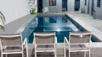 Belgam Lodge - Hostels