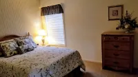 Waterfront Indian Pointe Condo, Views, Pools, Tennis and more. 17mm - 3 ดาว