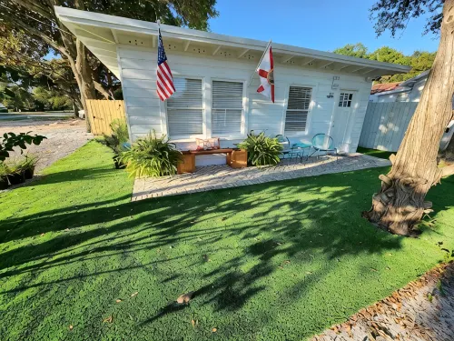 Frannys FUN Florida Cottage by the Beach Downtown Fort Walton Beach! - Country Houses