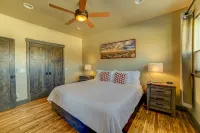 3B/2B Modern Downtown Moab Townhouse - Great Location - Bathtub