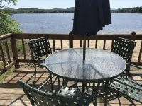 Beautiful Views @ 4-Season Lake House, Private Sandy Beach - Wifi