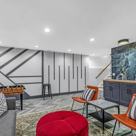 Modern, Luxe, House 20Mins to Downtown, Private Rooftop,  2Car Garage