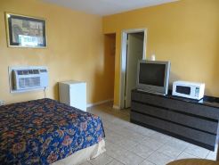 Travel Inn & Suites