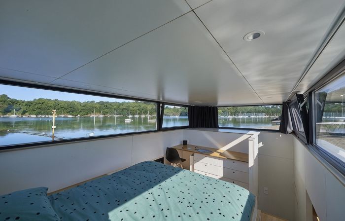 A lodge boat at Guidel-Plages marina