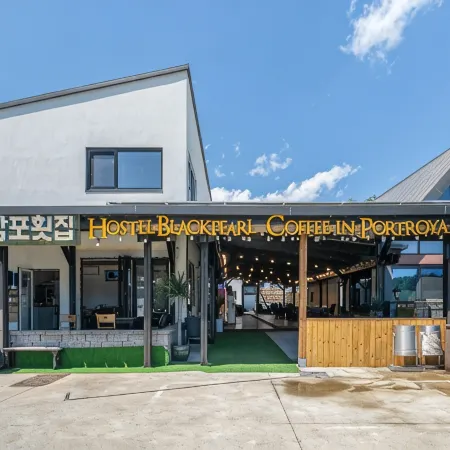 Changwon Hostel Black Pearl Pension
