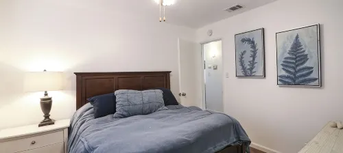 Sleeps 20!  Near Bulldog Stadium! - 방갈로