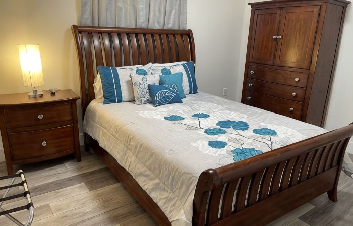 Lovely # 3 apartment near Lake Okeechobee and Marina.