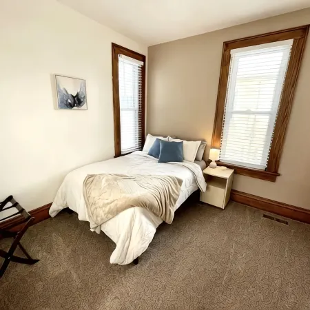 Cozy 3-bedroom home near downtown Fort Wayne | Pet Friendly!