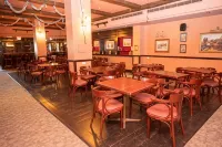 Royal Plaza Hotel - breakfast