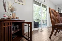 Lookout Mtn View! STEAM Shower, Fenced Yard 🐶⛰️ - 3-Star