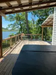 Lakehouse Hot tub & pool near Ark Encounter - Pools