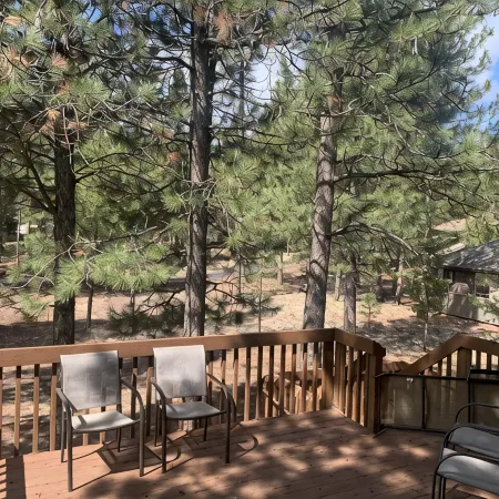 Sunriver Book Early and Save! Great, Quiet Location! 3 Bd/2 ba/Hot Tub! A/C!