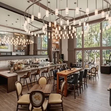 River Terrace Inn