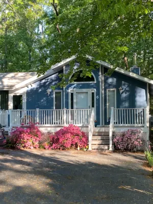 Rhapsody in Blue Beach Cottage in Ocean Pines OC MD w/ Beach Club Parking Pass - Boutique