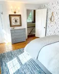 Historic Kennebunkport home only 0.3 miles to Dock Square - 4 stjerner