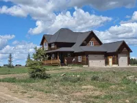 Cove Ct Cabin Island Park Idaho ~Theater Room & Snowmobile Parking ~ Sleeps 18 - 4 星級
