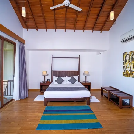 Amaranthe Bay Resort & Spa