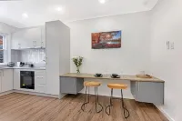 KozyGuru | Bondi Beach | Lovely Studio - parking