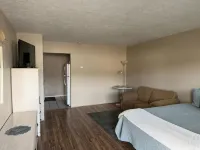 Economy Guest Village Rock Springs near I 80 - sarapan