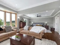 Beautiful Waterfront Home with abundant outdoor seating, pool, hot tub, grill - Homestays
