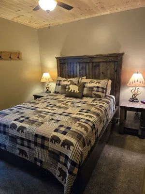 Otter Place: Lakefront Cabin, Generator, Wi-Fi, Free Firewood, No Cleaning Fee! - 2-Sterne