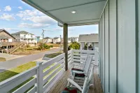 Close to Beach-"The Salty Soul",Bring Your Flip Flops Beach Cottage, Circa 2022 - 4-Star