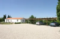 Casa de Campo Sao Rafael - Turismo Rural - parking