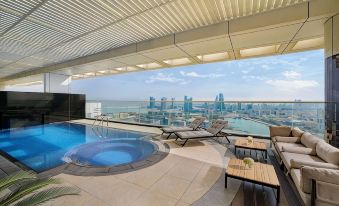 Hilton Bahrain City Centre Hotel & Residences