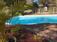 Tea Gardens Motel - 3-Star