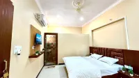 Raghav Ji Home-Stay - 2-Star