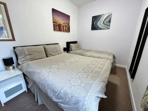 Beaconsfield Apt. 8 - 2-Star