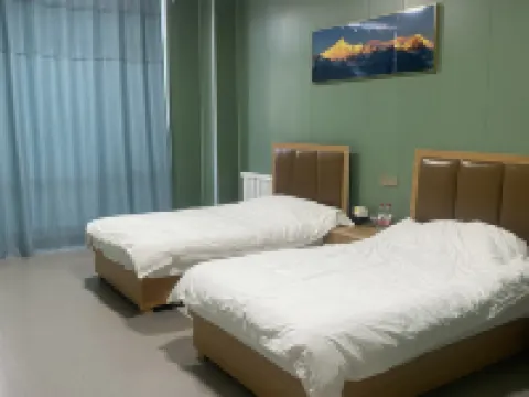 Shenxianwan Homestay Hotels in Pishan