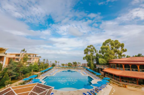 Dreamland Oasis Hotel โรงแรมใน